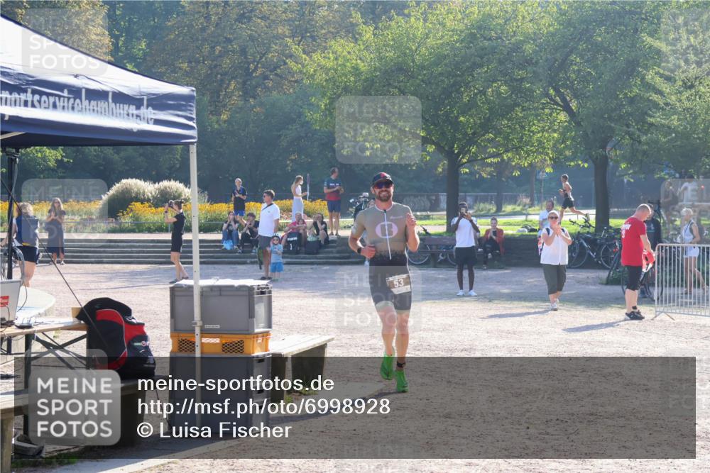 08.09.2024 - Stadtparktriathlon Luisa Fischer http://msf.ph/oto/6998928 08.09.2024 09:31:08 Schwimmen  meine-sportfotos.de