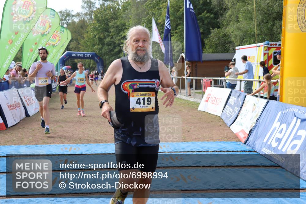 08.09.2024 - Airport Race Strokosch-Dieckow http://msf.ph/oto/6998994 08.09.2024 12:29:52 Ziel 419, 558, 697, 843, 954, 1038, 3025 meine-sportfotos.de