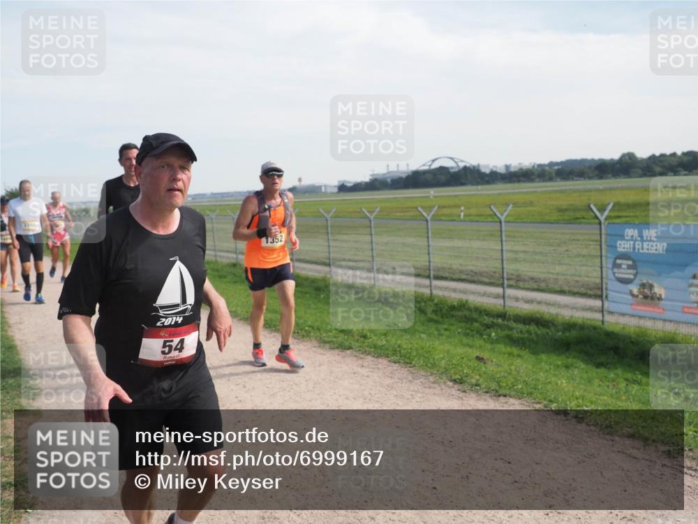 08.09.2024 - Airport Race Miley Keyser http://msf.ph/oto/6999167 08.09.2024 12:21:05 Laufen OLYMPUS, DIGITAL, CAMERA meine-sportfotos.de