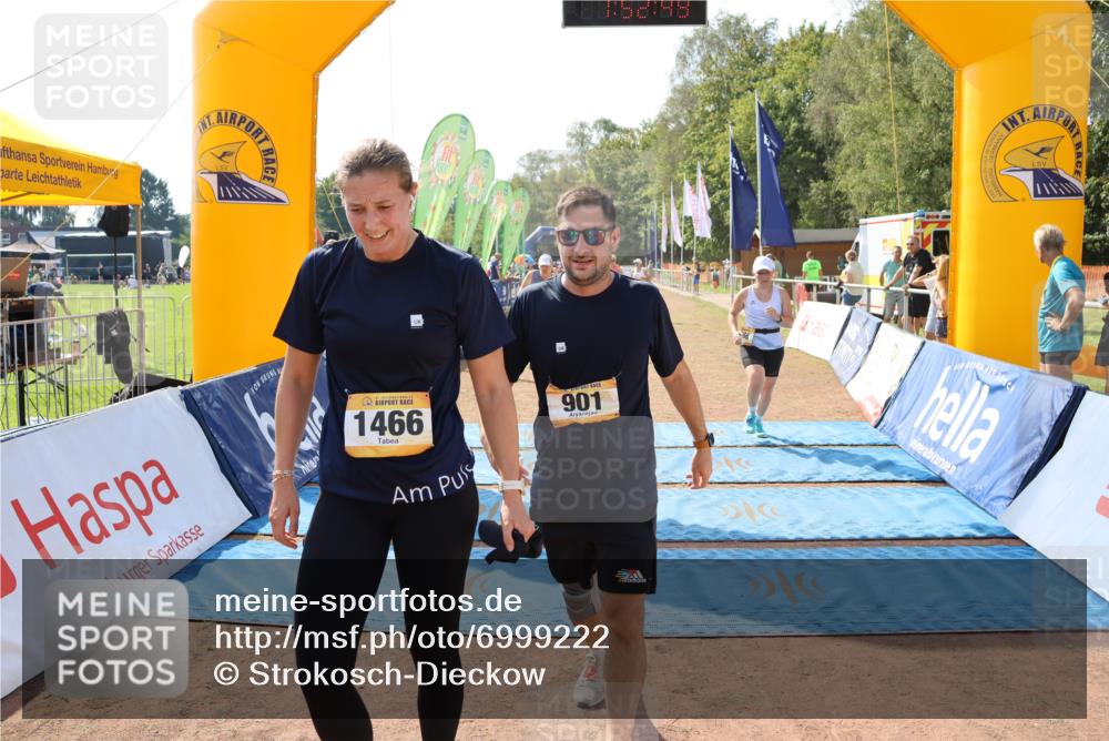 08.09.2024 - Airport Race Strokosch-Dieckow http://msf.ph/oto/6999222 08.09.2024 12:53:30 Ziel 14, 265, 266, 517, 611, 752, 829, 882, 901, 988, 1154, 1466, 1516, 3040, 3042 meine-sportfotos.de