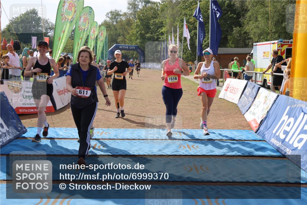 08.09.2024 - Airport Race Strokosch-Dieckow http://msf.ph/oto/6999370 08.09.2024 12:53:36 Ziel 265, 266, 509, 611, 752, 829, 901, 988, 1154, 1466, 1516, 3042 meine-sportfotos.de