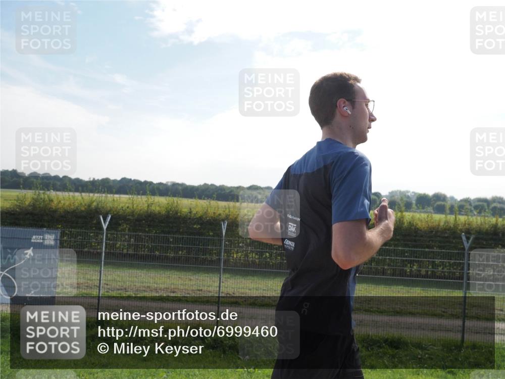 08.09.2024 - Airport Race Miley Keyser http://msf.ph/oto/6999460 08.09.2024 12:21:29 Laufen OLYMPUS, DIGITAL, CAMERA meine-sportfotos.de