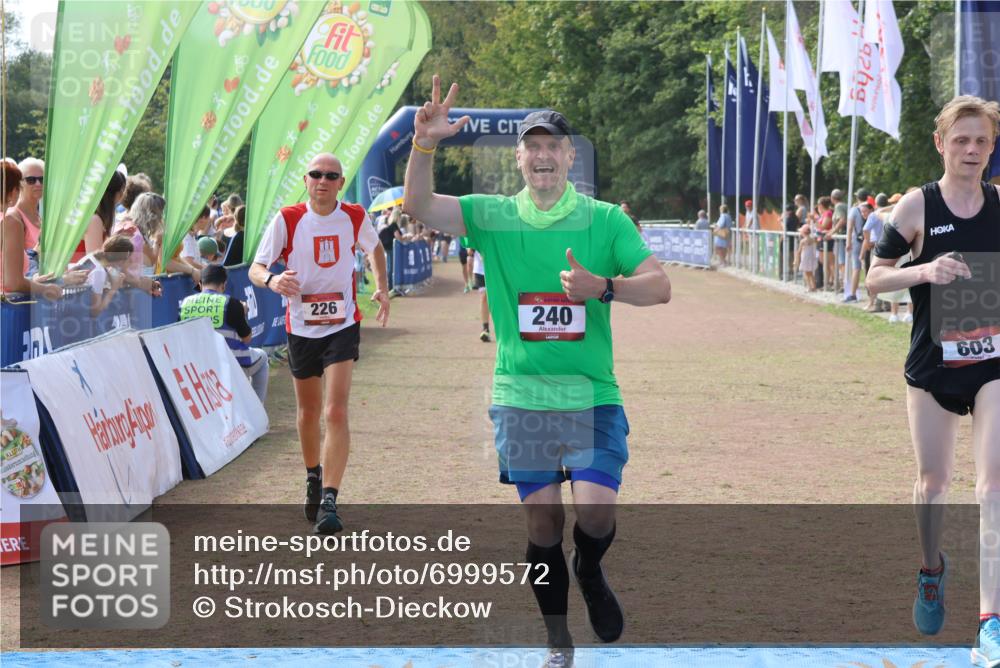 08.09.2024 - Airport Race Strokosch-Dieckow http://msf.ph/oto/6999572 08.09.2024 12:30:28 Ziel 226, 240, 474, 578, 603, 725, 959, 961, 993, 1285 meine-sportfotos.de