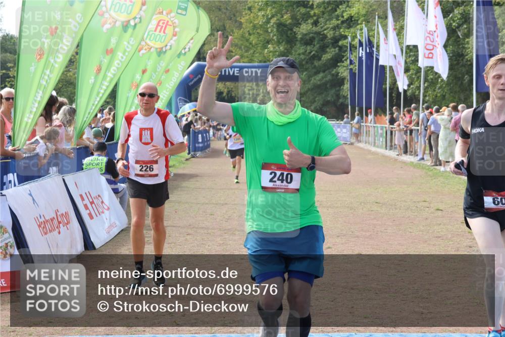 08.09.2024 - Airport Race Strokosch-Dieckow http://msf.ph/oto/6999576 08.09.2024 12:30:28 Ziel 226, 240, 474, 578, 603, 725, 959, 961, 993, 1285 meine-sportfotos.de