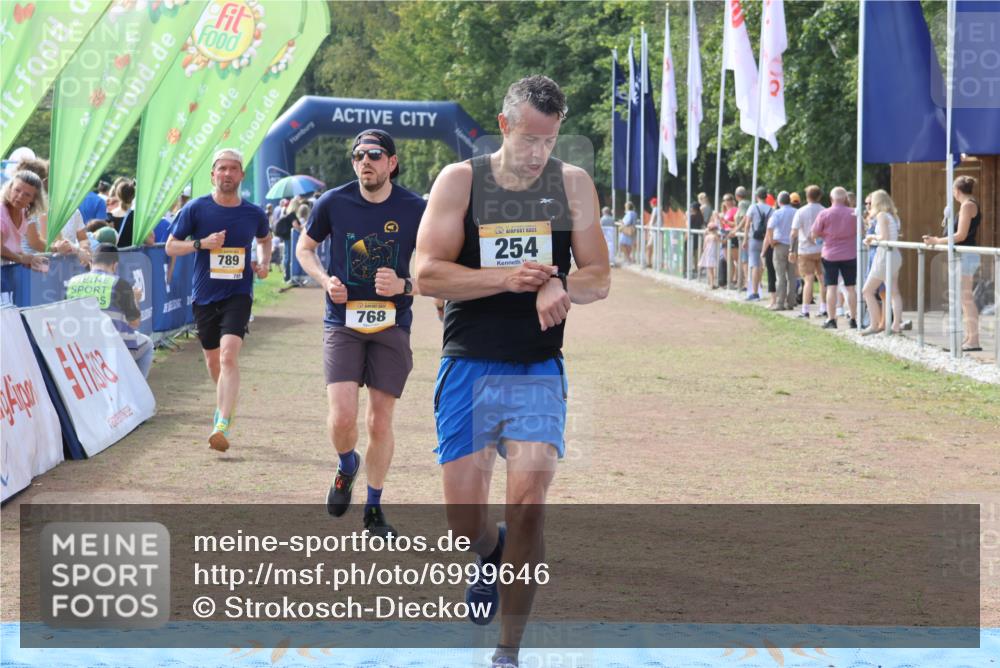 08.09.2024 - Airport Race Strokosch-Dieckow http://msf.ph/oto/6999646 08.09.2024 12:30:40 Ziel 254, 581, 742, 768, 789, 1285 meine-sportfotos.de
