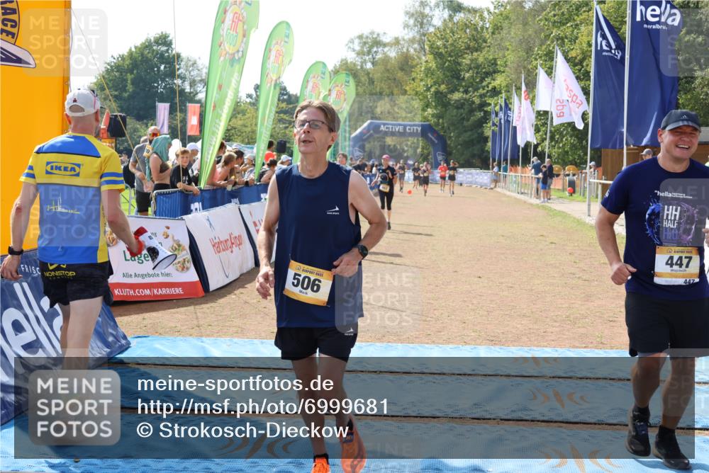 08.09.2024 - Airport Race Strokosch-Dieckow http://msf.ph/oto/6999681 08.09.2024 12:54:21 Ziel 462, 506, 1008, 1111 meine-sportfotos.de