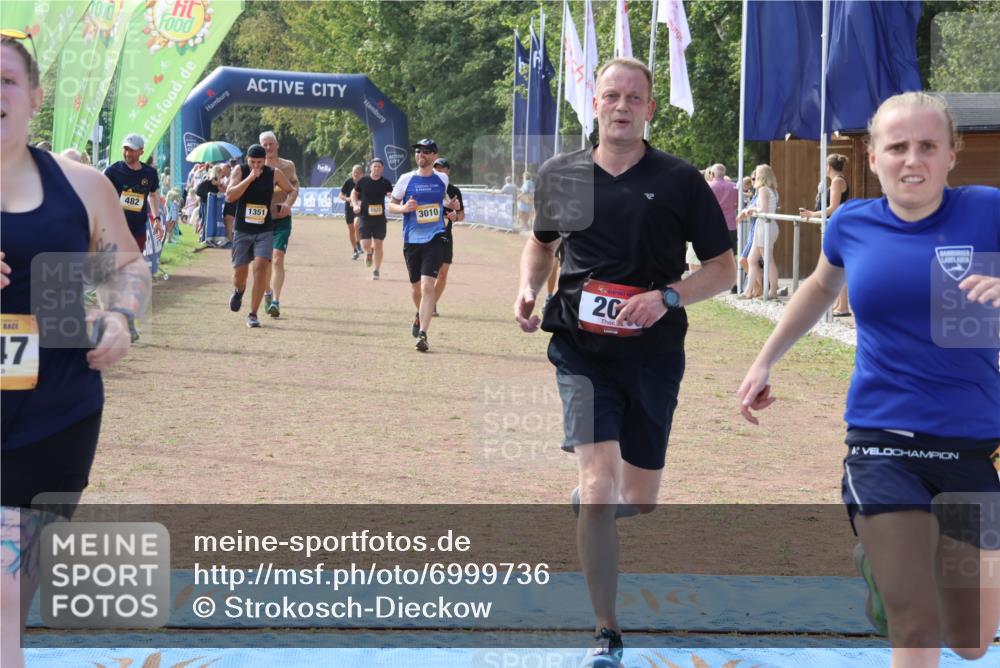 08.09.2024 - Airport Race Strokosch-Dieckow http://msf.ph/oto/6999736 08.09.2024 12:31:01 Ziel 21, 188, 209, 212, 247, 374, 482, 561, 828, 1351, 1448, 2547, 3010 meine-sportfotos.de