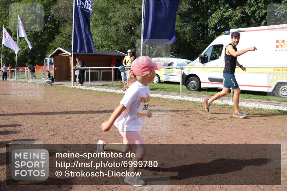 08.09.2024 - Airport Race Strokosch-Dieckow http://msf.ph/oto/6999780 08.09.2024 11:14:22 Ziel  meine-sportfotos.de