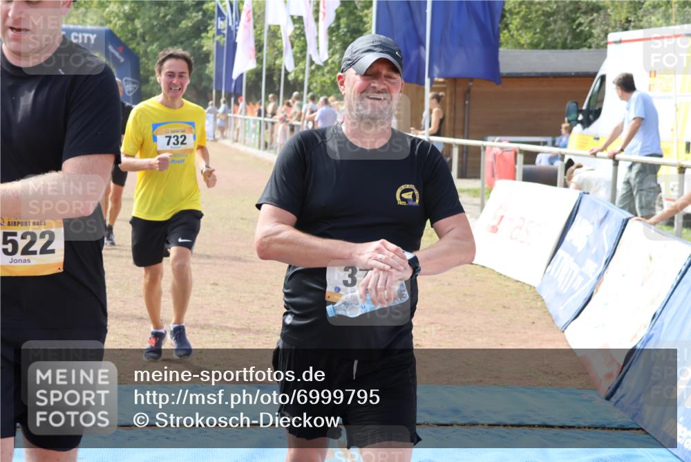 08.09.2024 - Airport Race Strokosch-Dieckow http://msf.ph/oto/6999795 08.09.2024 12:31:09 Ziel 90, 209, 247, 374, 482, 505, 561, 732, 828, 1351, 1448, 1522, 2547, 3010 meine-sportfotos.de