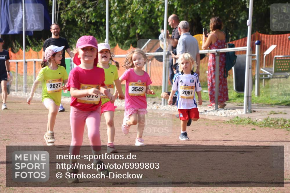 08.09.2024 - Airport Race Strokosch-Dieckow http://msf.ph/oto/6999803 08.09.2024 11:14:32 Ziel  meine-sportfotos.de