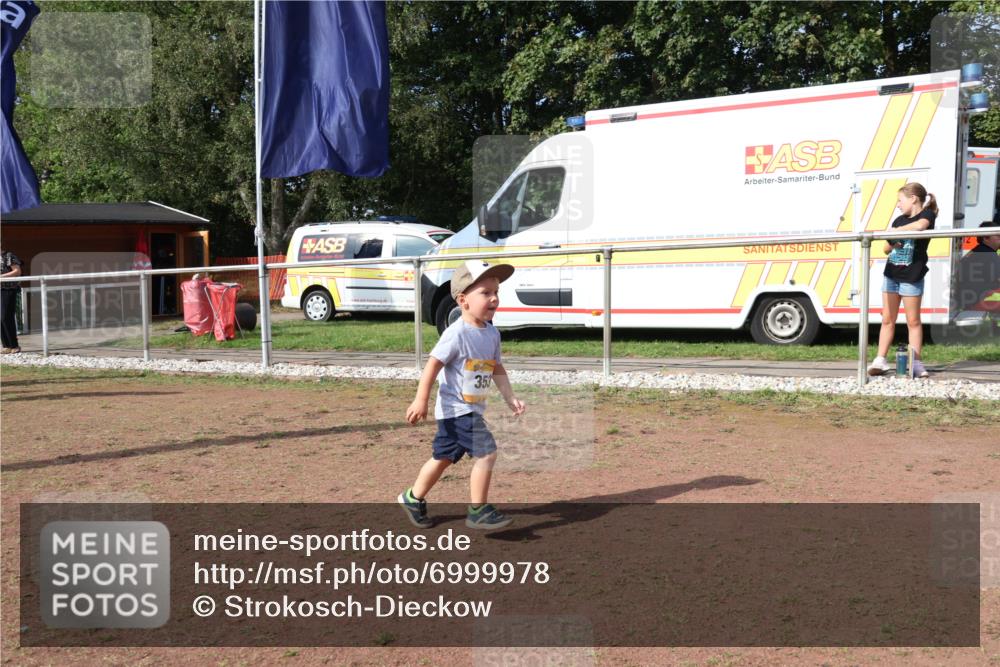 08.09.2024 - Airport Race Strokosch-Dieckow http://msf.ph/oto/6999978 08.09.2024 11:14:59 Ziel  meine-sportfotos.de