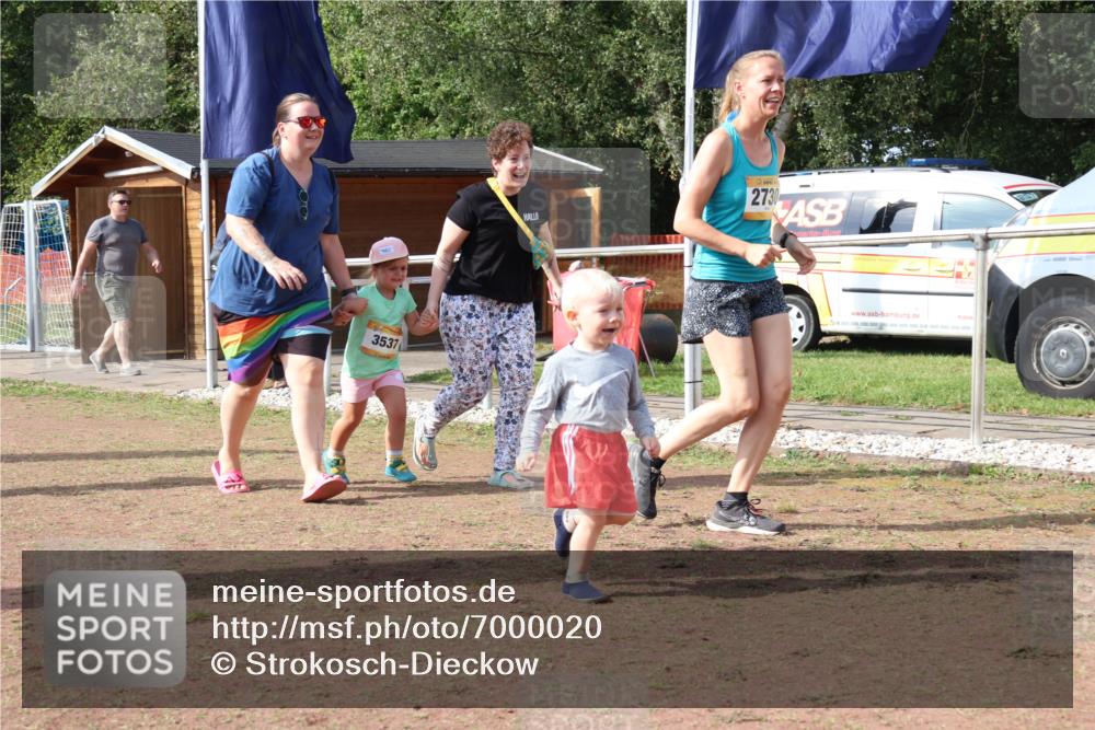 08.09.2024 - Airport Race Strokosch-Dieckow http://msf.ph/oto/7000020 08.09.2024 11:15:01 Ziel  meine-sportfotos.de