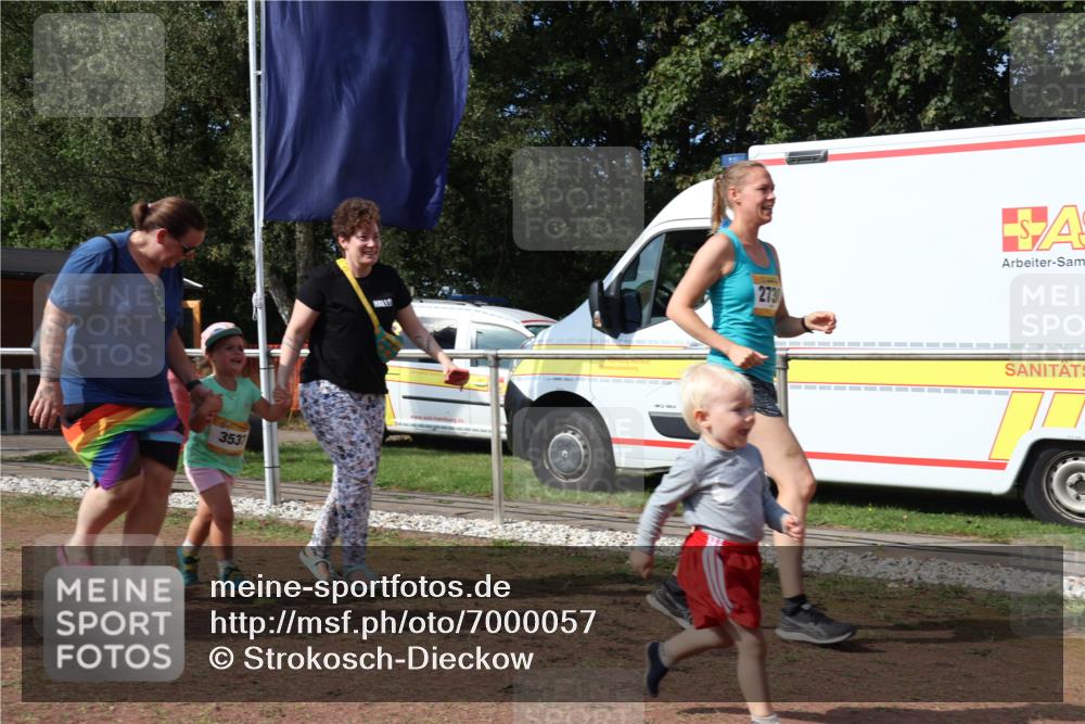 08.09.2024 - Airport Race Strokosch-Dieckow http://msf.ph/oto/7000057 08.09.2024 11:15:01 Ziel  meine-sportfotos.de