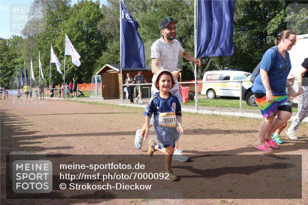 08.09.2024 - Airport Race Strokosch-Dieckow http://msf.ph/oto/7000092 08.09.2024 11:15:03 Ziel  meine-sportfotos.de