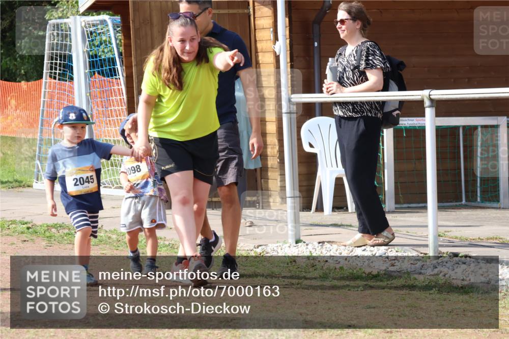 08.09.2024 - Airport Race Strokosch-Dieckow http://msf.ph/oto/7000163 08.09.2024 11:15:14 Ziel  meine-sportfotos.de