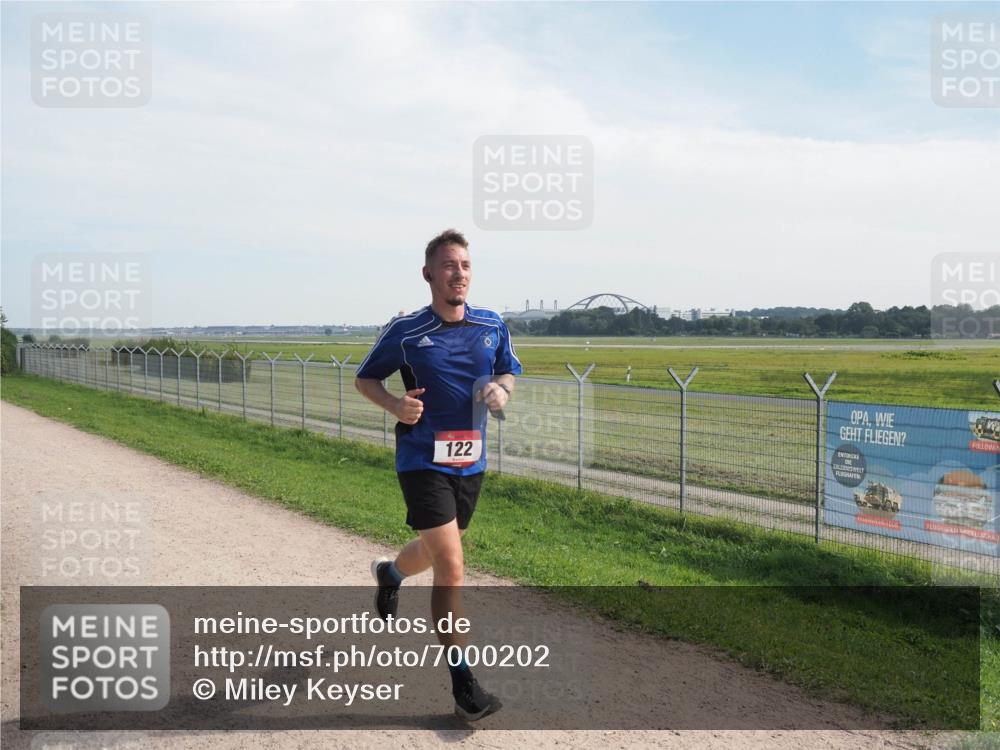 08.09.2024 - Airport Race Miley Keyser http://msf.ph/oto/7000202 08.09.2024 12:21:31 Laufen OLYMPUS, DIGITAL, CAMERA meine-sportfotos.de