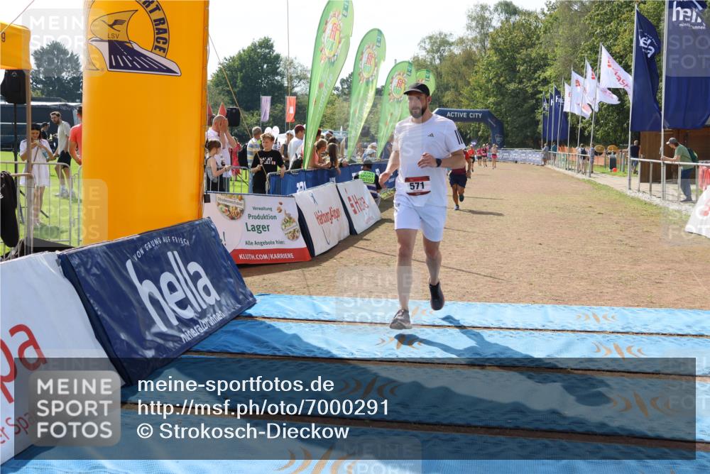 08.09.2024 - Airport Race Strokosch-Dieckow http://msf.ph/oto/7000291 08.09.2024 12:55:02 Ziel 571, 979, 1145, 1376 meine-sportfotos.de