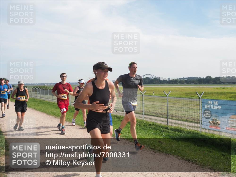 08.09.2024 - Airport Race Miley Keyser http://msf.ph/oto/7000331 08.09.2024 12:21:42 Laufen OLYMPUS, DIGITAL, CAMERA meine-sportfotos.de