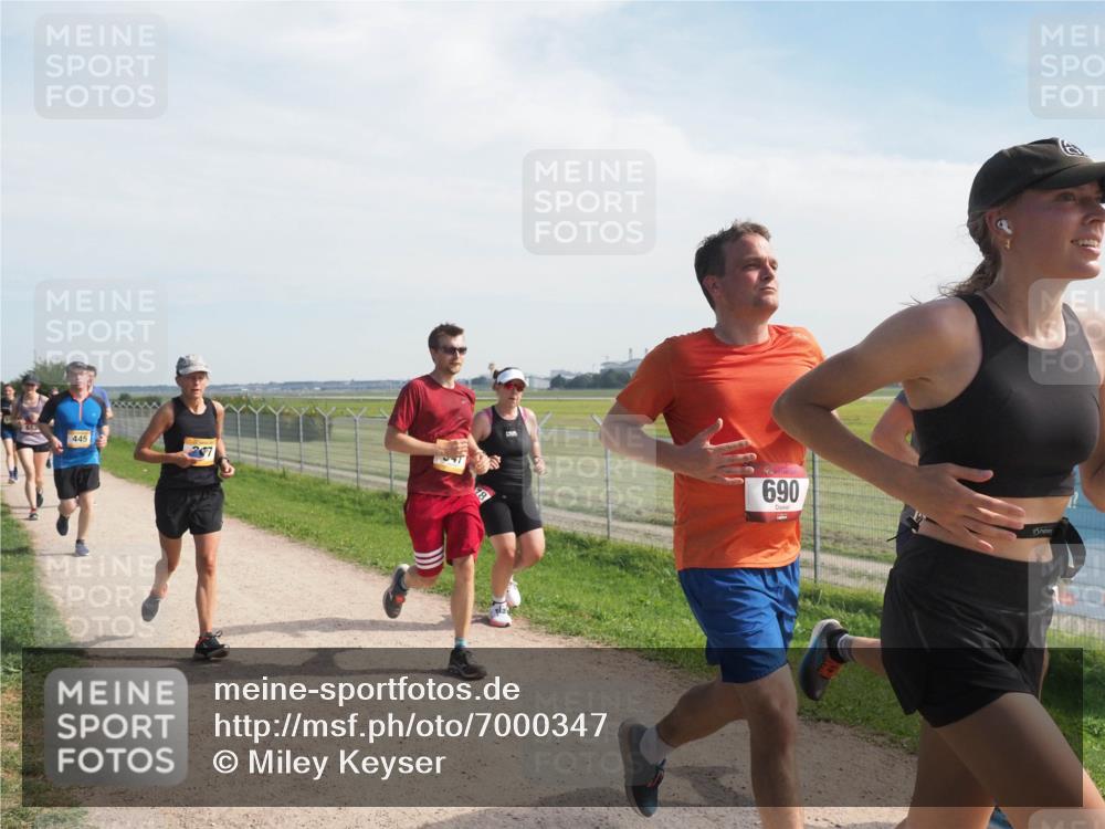 08.09.2024 - Airport Race Miley Keyser http://msf.ph/oto/7000347 08.09.2024 12:21:43 Laufen OLYMPUS, DIGITAL, CAMERA meine-sportfotos.de