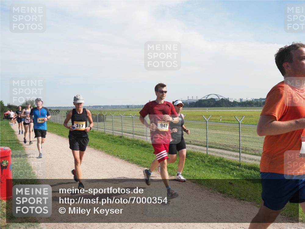 08.09.2024 - Airport Race Miley Keyser http://msf.ph/oto/7000354 08.09.2024 12:21:43 Laufen OLYMPUS, DIGITAL, CAMERA meine-sportfotos.de