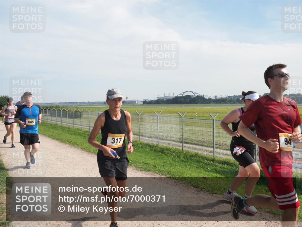 08.09.2024 - Airport Race Miley Keyser http://msf.ph/oto/7000371 08.09.2024 12:21:44 Laufen OLYMPUS, DIGITAL, CAMERA meine-sportfotos.de