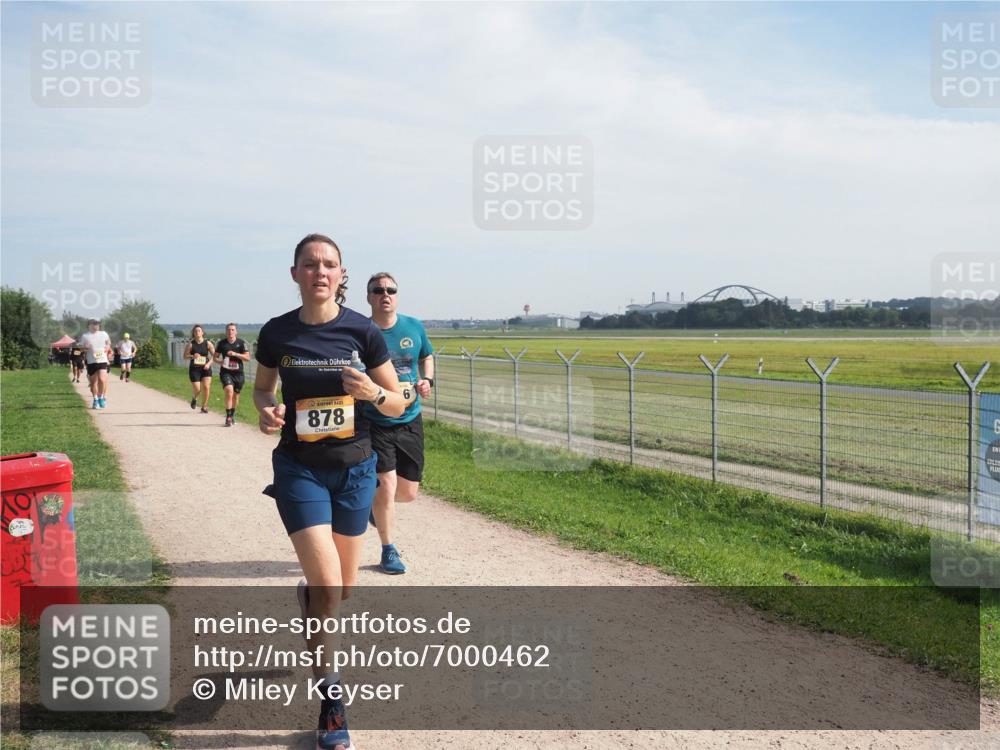 08.09.2024 - Airport Race Miley Keyser http://msf.ph/oto/7000462 08.09.2024 12:21:49 Laufen OLYMPUS, DIGITAL, CAMERA meine-sportfotos.de