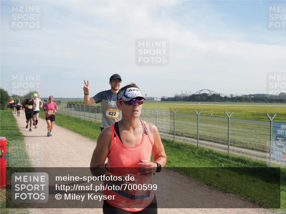 08.09.2024 - Airport Race Miley Keyser http://msf.ph/oto/7000599 08.09.2024 12:21:58 Laufen OLYMPUS, DIGITAL, CAMERA meine-sportfotos.de