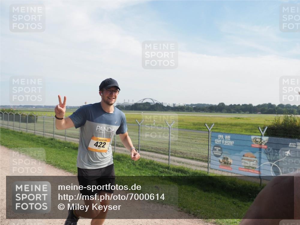 08.09.2024 - Airport Race Miley Keyser http://msf.ph/oto/7000614 08.09.2024 12:21:58 Laufen OLYMPUS, DIGITAL, CAMERA meine-sportfotos.de