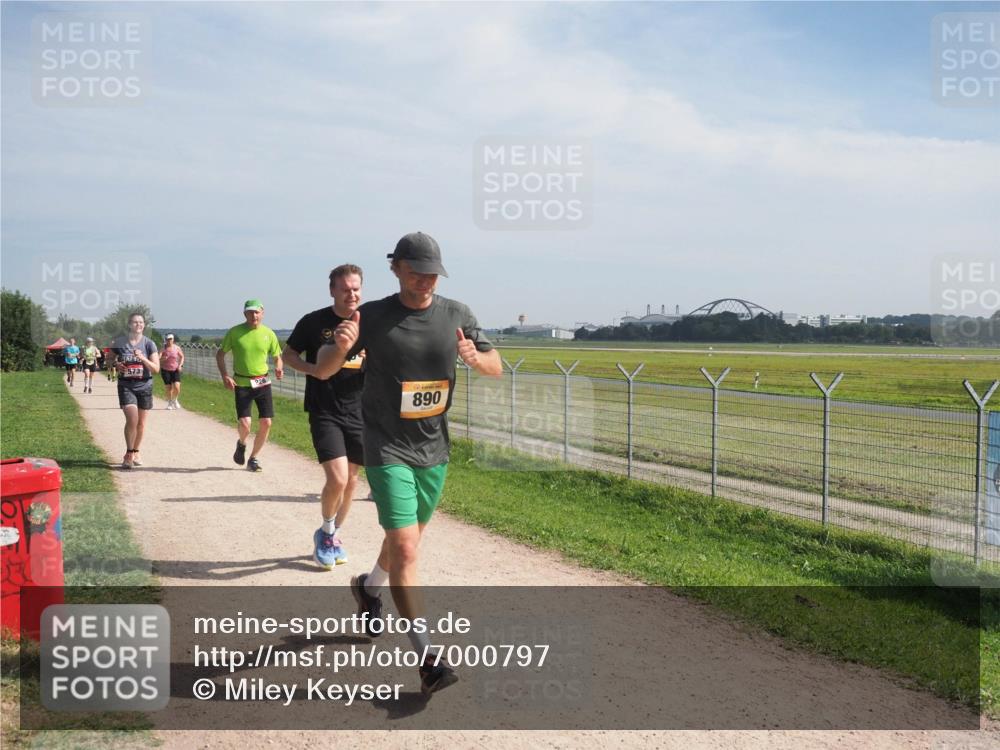 08.09.2024 - Airport Race Miley Keyser http://msf.ph/oto/7000797 08.09.2024 12:22:11 Laufen OLYMPUS, DIGITAL, CAMERA meine-sportfotos.de