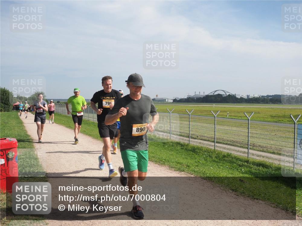 08.09.2024 - Airport Race Miley Keyser http://msf.ph/oto/7000804 08.09.2024 12:22:11 Laufen OLYMPUS, DIGITAL, CAMERA meine-sportfotos.de