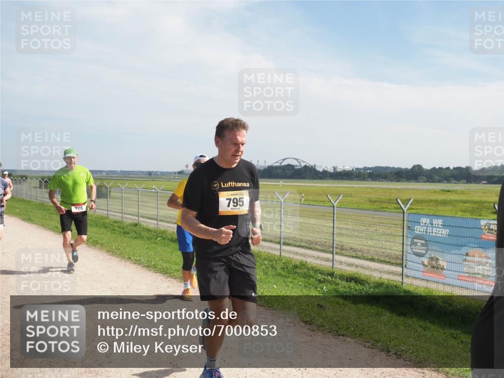08.09.2024 - Airport Race Miley Keyser http://msf.ph/oto/7000853 08.09.2024 12:22:12 Laufen OLYMPUS, DIGITAL, CAMERA meine-sportfotos.de