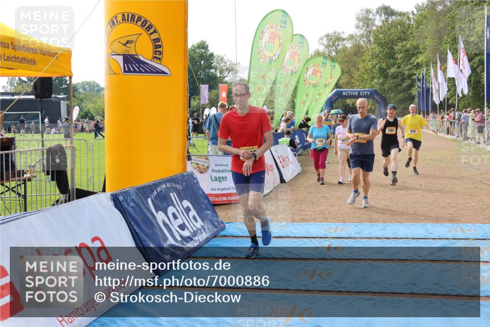 08.09.2024 - Airport Race Strokosch-Dieckow http://msf.ph/oto/7000886 08.09.2024 12:32:11 Ziel 208, 531, 650, 704, 785, 848, 1113, 1220, 1347, 2611, 3120 meine-sportfotos.de