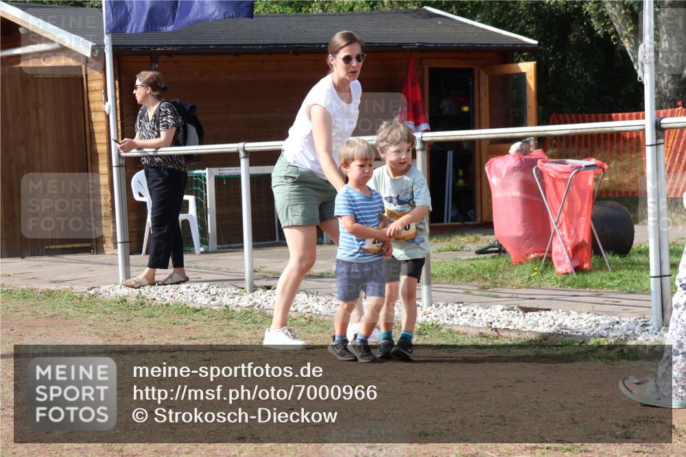 08.09.2024 - Airport Race Strokosch-Dieckow http://msf.ph/oto/7000966 08.09.2024 11:16:32 Ziel  meine-sportfotos.de