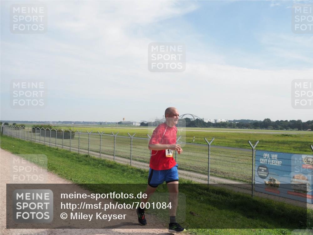 08.09.2024 - Airport Race Miley Keyser http://msf.ph/oto/7001084 08.09.2024 12:22:27 Laufen OLYMPUS, DIGITAL, CAMERA meine-sportfotos.de