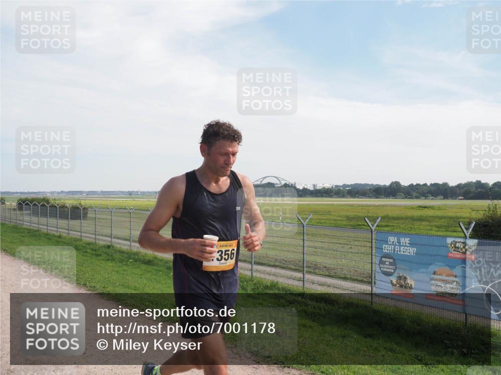 08.09.2024 - Airport Race Miley Keyser http://msf.ph/oto/7001178 08.09.2024 12:22:33 Laufen OLYMPUS, DIGITAL, CAMERA meine-sportfotos.de