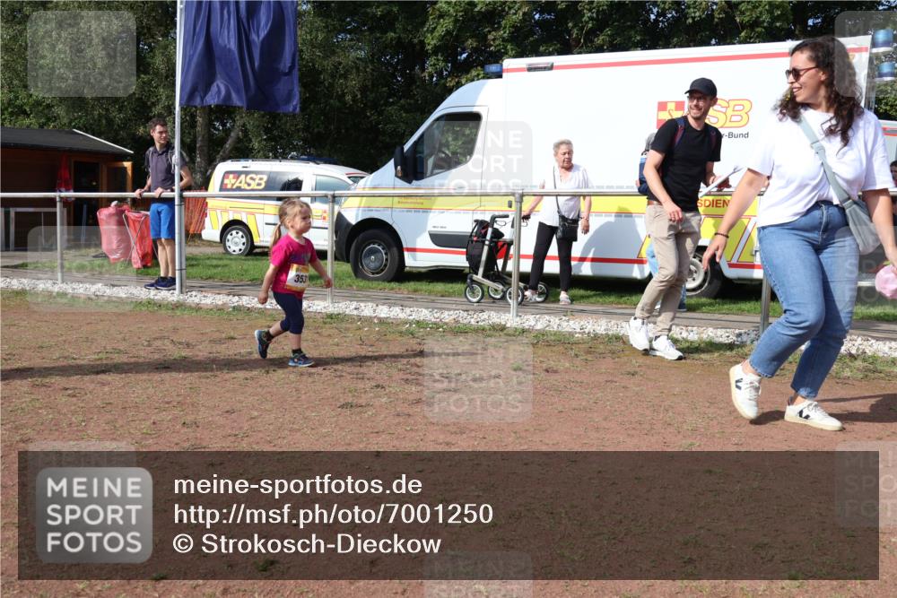 08.09.2024 - Airport Race Strokosch-Dieckow http://msf.ph/oto/7001250 08.09.2024 11:16:53 Ziel  meine-sportfotos.de