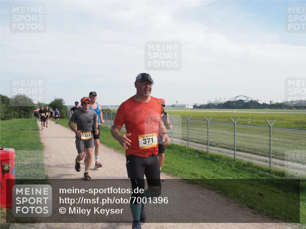 08.09.2024 - Airport Race Miley Keyser http://msf.ph/oto/7001396 08.09.2024 12:22:46 Laufen OLYMPUS, DIGITAL, CAMERA meine-sportfotos.de