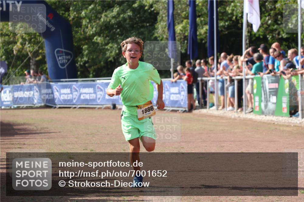 08.09.2024 - Airport Race Strokosch-Dieckow http://msf.ph/oto/7001652 08.09.2024 11:25:55 Ziel 1882, 1886 meine-sportfotos.de