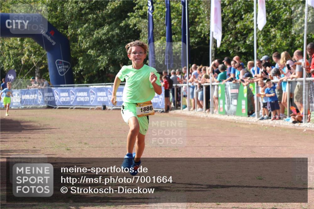 08.09.2024 - Airport Race Strokosch-Dieckow http://msf.ph/oto/7001664 08.09.2024 11:25:55 Ziel 1882, 1886 meine-sportfotos.de