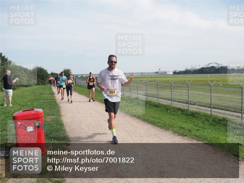 08.09.2024 - Airport Race Miley Keyser http://msf.ph/oto/7001822 08.09.2024 12:23:13 Laufen OLYMPUS, DIGITAL, CAMERA meine-sportfotos.de