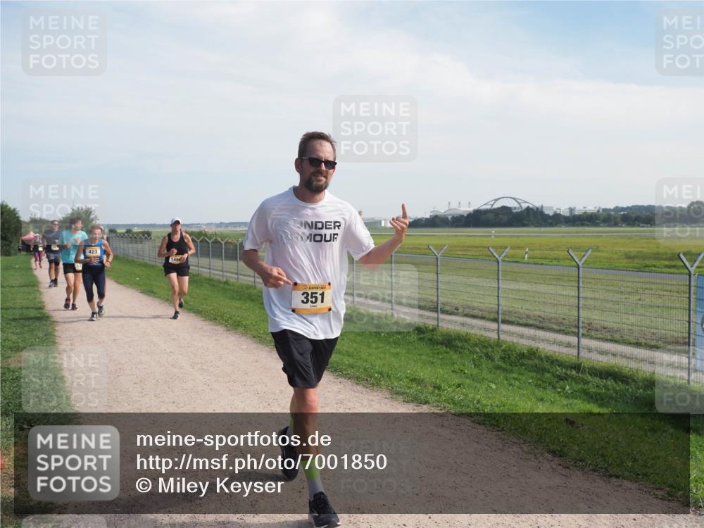 08.09.2024 - Airport Race Miley Keyser http://msf.ph/oto/7001850 08.09.2024 12:23:14 Laufen OLYMPUS, DIGITAL, CAMERA meine-sportfotos.de