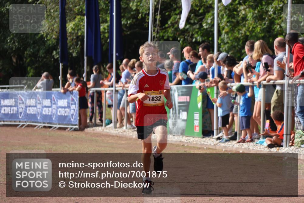 08.09.2024 - Airport Race Strokosch-Dieckow http://msf.ph/oto/7001875 08.09.2024 11:26:17 Ziel 1832, 1887, 3430 meine-sportfotos.de