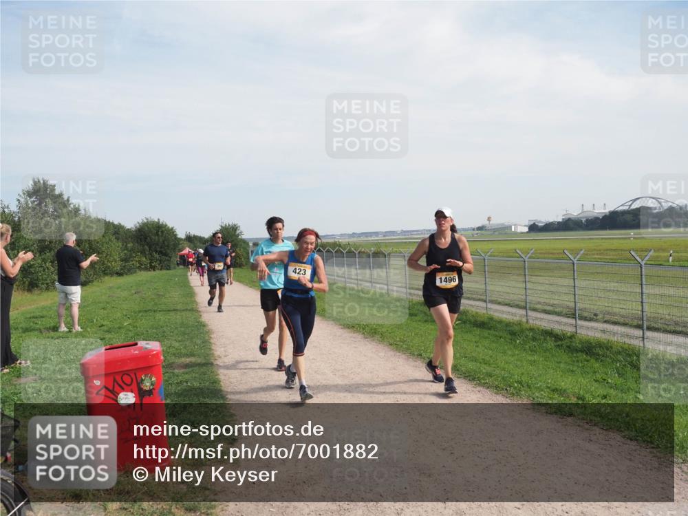 08.09.2024 - Airport Race Miley Keyser http://msf.ph/oto/7001882 08.09.2024 12:23:16 Laufen OLYMPUS, DIGITAL, CAMERA meine-sportfotos.de