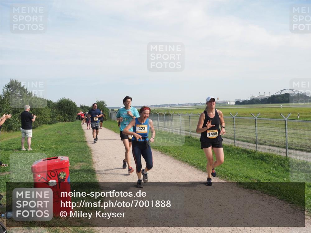 08.09.2024 - Airport Race Miley Keyser http://msf.ph/oto/7001888 08.09.2024 12:23:16 Laufen OLYMPUS, DIGITAL, CAMERA meine-sportfotos.de