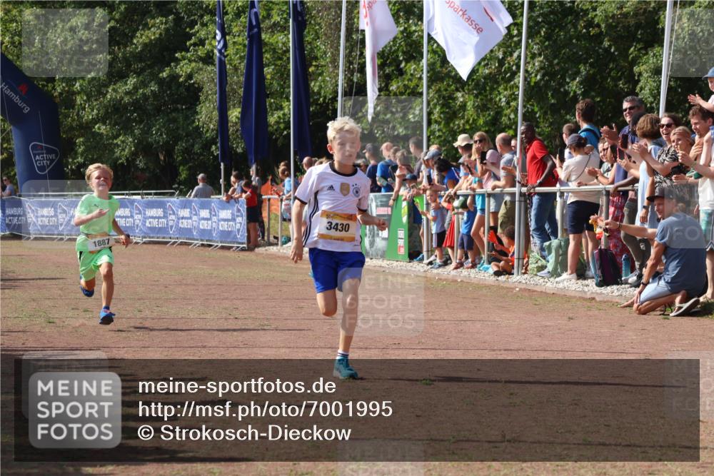 08.09.2024 - Airport Race Strokosch-Dieckow http://msf.ph/oto/7001995 08.09.2024 11:26:24 Ziel 1887, 1896, 1905, 3430 meine-sportfotos.de