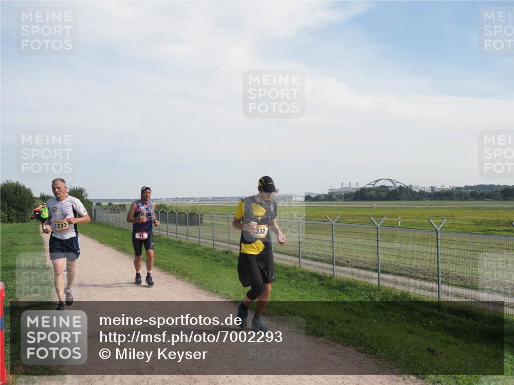 08.09.2024 - Airport Race Miley Keyser http://msf.ph/oto/7002293 08.09.2024 12:23:47 Laufen OLYMPUS, DIGITAL, CAMERA meine-sportfotos.de