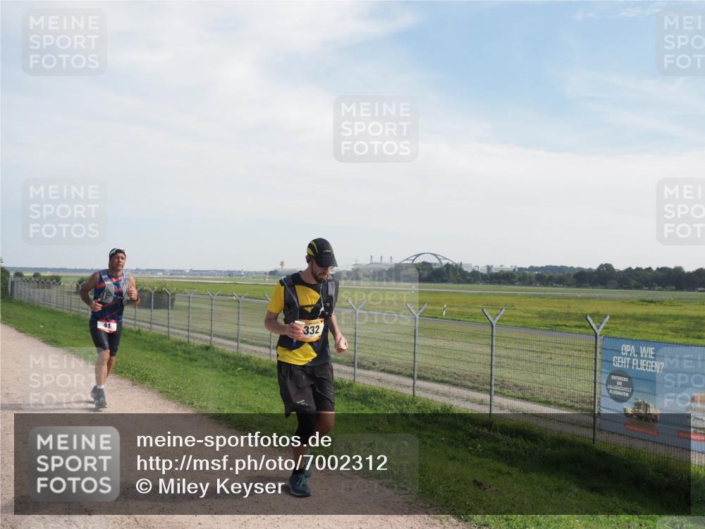 08.09.2024 - Airport Race Miley Keyser http://msf.ph/oto/7002312 08.09.2024 12:23:47 Laufen OLYMPUS, DIGITAL, CAMERA meine-sportfotos.de