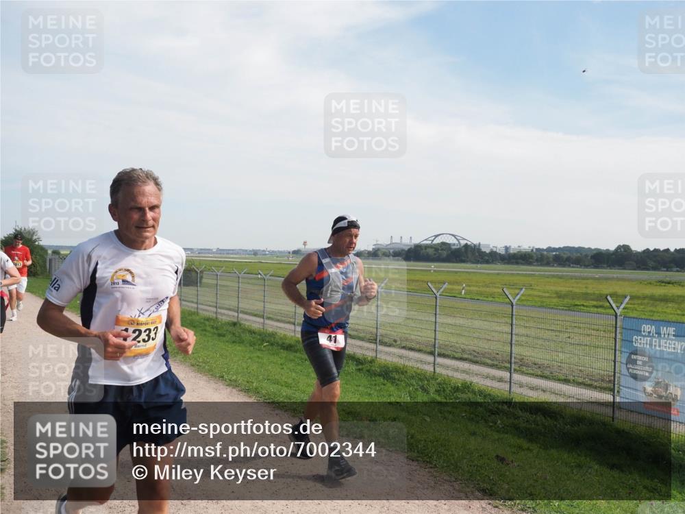 08.09.2024 - Airport Race Miley Keyser http://msf.ph/oto/7002344 08.09.2024 12:23:49 Laufen OLYMPUS, DIGITAL, CAMERA meine-sportfotos.de