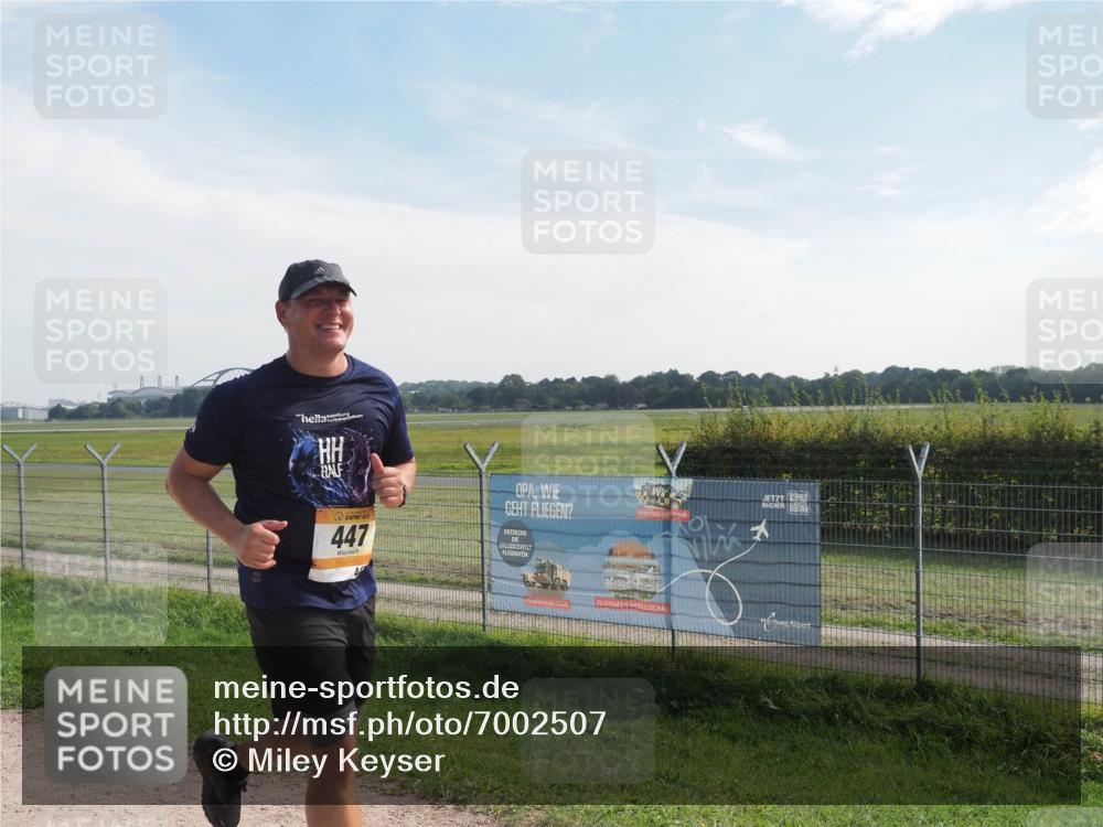 08.09.2024 - Airport Race Miley Keyser http://msf.ph/oto/7002507 08.09.2024 12:24:05 Laufen OLYMPUS, DIGITAL, CAMERA meine-sportfotos.de