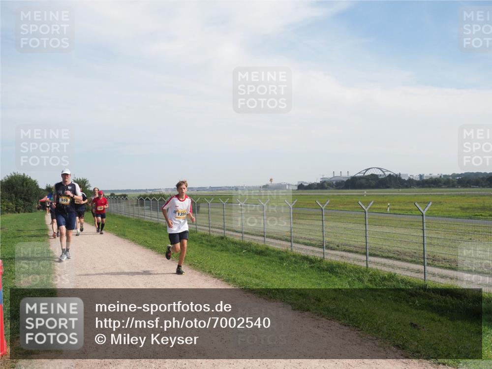 08.09.2024 - Airport Race Miley Keyser http://msf.ph/oto/7002540 08.09.2024 12:24:12 Laufen OLYMPUS, DIGITAL, CAMERA meine-sportfotos.de